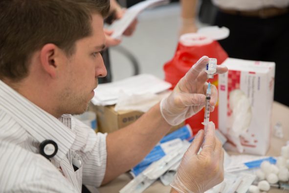 U students can receive flu shots free of charge.